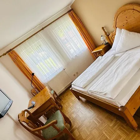 Erbgericht Hotel 3*