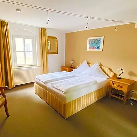 Hotel Erbgericht 3*