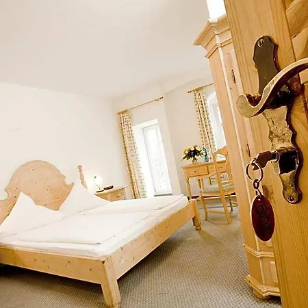 Erbgericht Hotel 3*